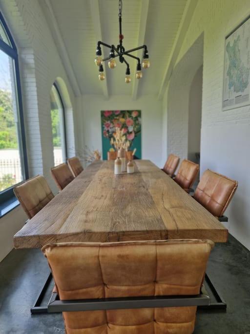 Historische Villa Mit Garten, Luxus Meerbusch Luaran gambar